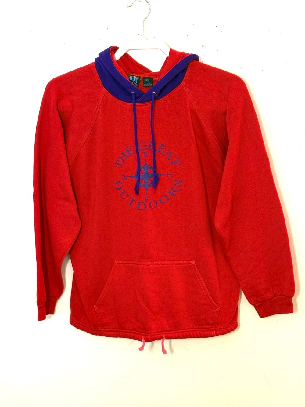 BODY RAGZ Women’s Red Hoodie Sweatshirt with purple trim. Size L. EUC.